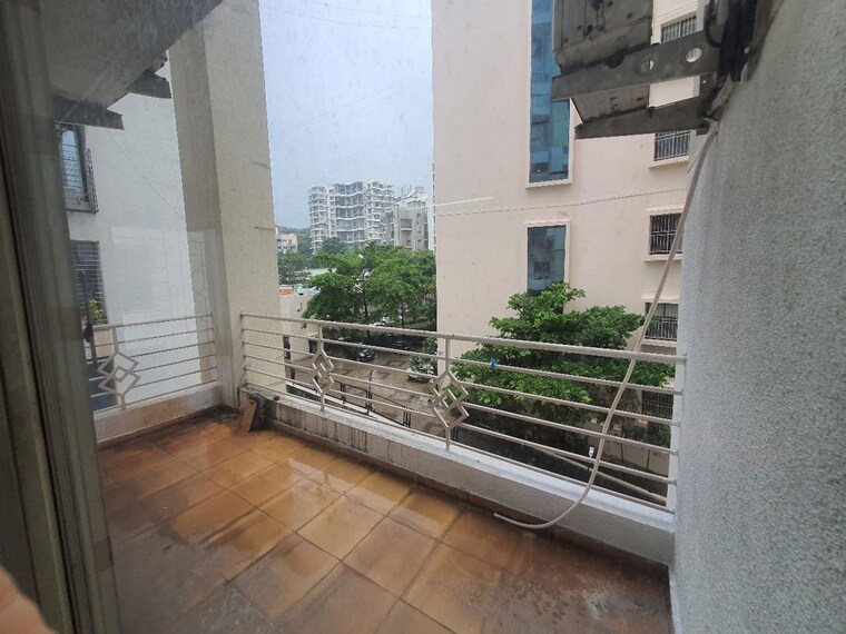 Balcony, raj-heramb-regalia-residency 3 Bedroom 1500 Sq.Ft. Apartment In Bavdhan Pune 10000360