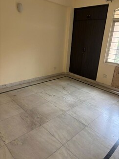 3 BHK + Servant Room Apartment For Rent in Eldeco Mystic Greens