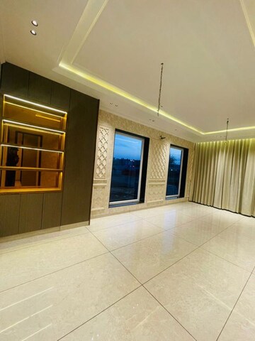 Balcony in 6 BHK Independent House at Panchkula Urban Estate – for Rent