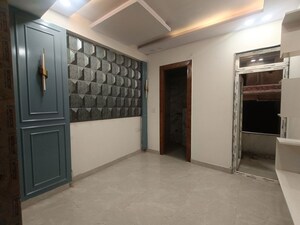 Parking in 2 BHK Builder Floor at Sector 104 – for Sale