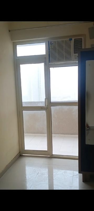 2 BHK Apartment For Rent in Pyramid Heights