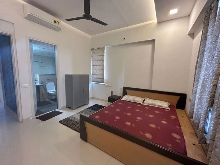 Bedroom, sector 57 3 Bedroom 1800 Sq.Ft. Builder Floor In Sector 57 Gurgaon 10000368