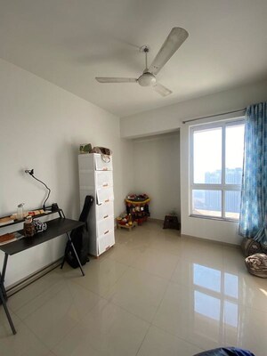 Bedroom in 2 BHK Apartment at Puraniks City Reserva, Ghodbunder Road – for Rent