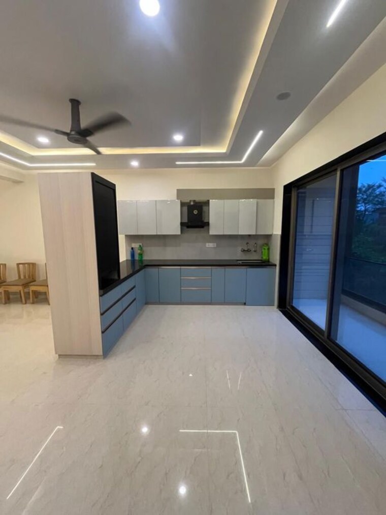Kitchen, omaxe-palm-greens 3.5 Bedroom 2150 Sq.Ft. Apartment In Mu Greater Noida Greater Noida 10000674