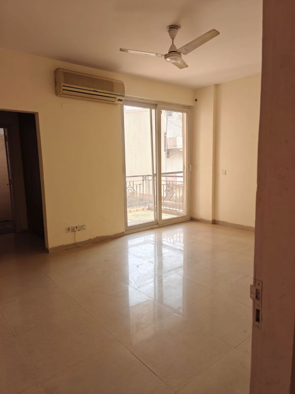 3 BHK Apartment For Rent in Tulip Violet