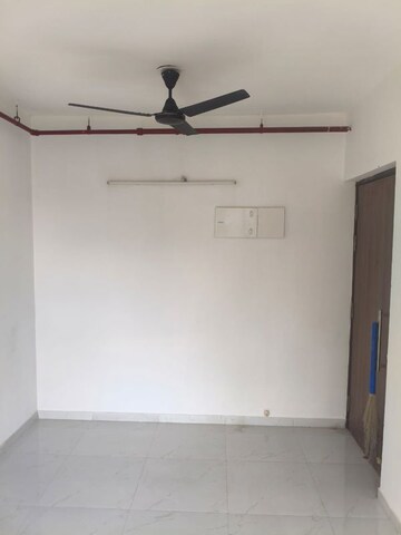 Room in 1 BHK Apartment at Runwal Gardens, Dombivli East – for Rent