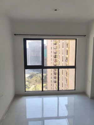 Room in 1 BHK Apartment at Runwal Gardens, Dombivli East – for Rent