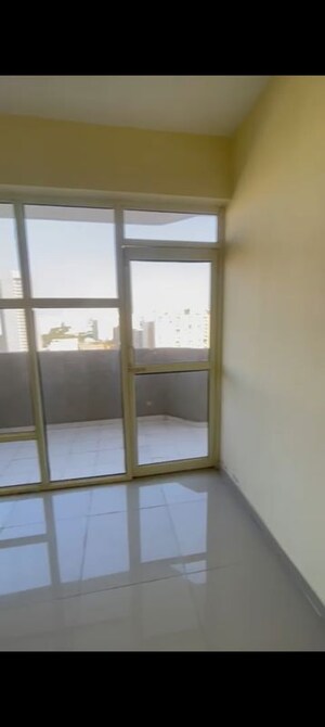 Room in 2 BHK Apartment at Pyramid Heights, Sector 85 – for Rent