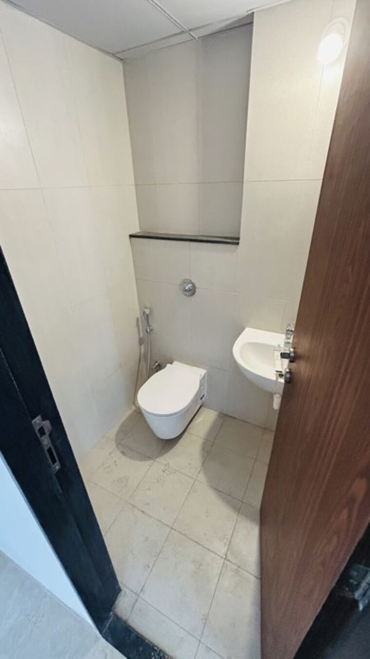 Bathroom, wakad 3 Bedroom 950 Sq.Ft. Apartment In Wakad Pune 9990517