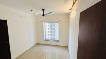 Room in 3 BHK Apartment at Wakad – for Rent