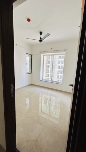 Room in 3 BHK Apartment at Wakad – for Rent