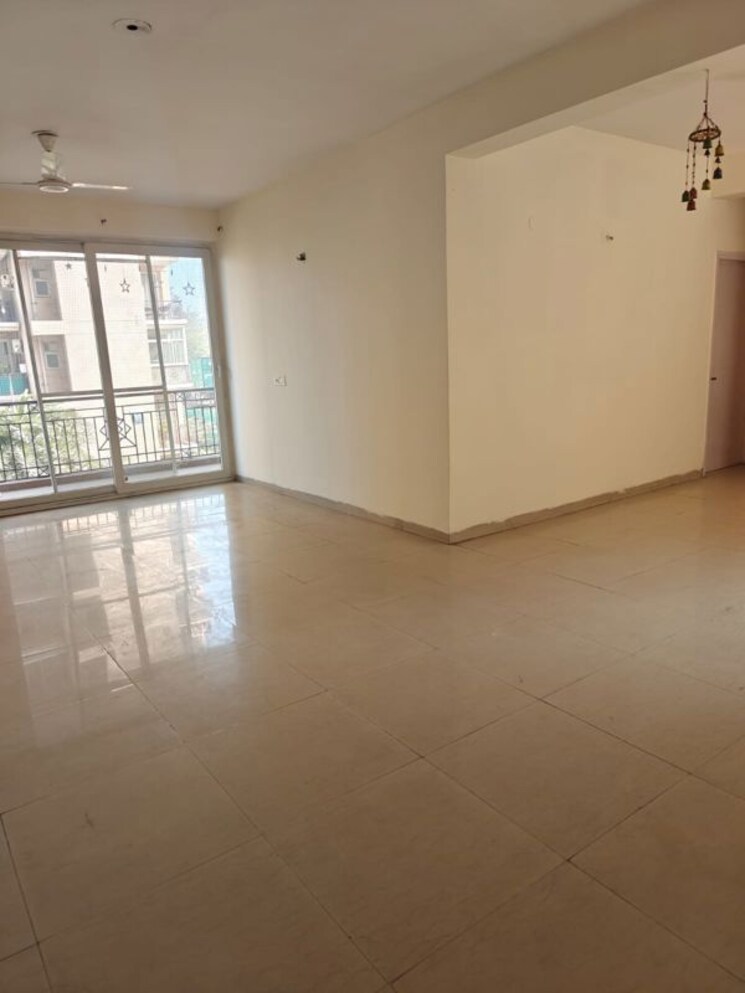Room, tulip-violet 3 Bedroom 1578 Sq.Ft. Apartment In Sector 69 Gurgaon 10000750