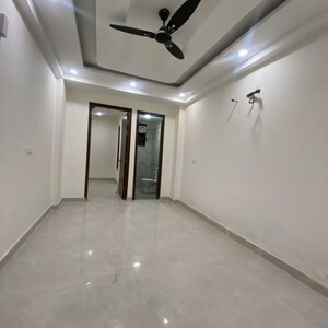 Room in 2 BHK Builder Floor at Chattarpur – for Rent