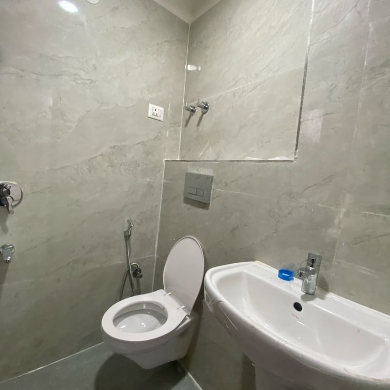 Bathroom, chattarpur 2 Bedroom 750 Sq.Ft. Builder Floor In Chattarpur Delhi 10000775