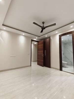 Master Bedroom in 3 BHK Builder Floor at Saket – for Rent