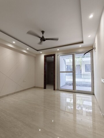 Master Bedroom in 3 BHK Builder Floor at Saket – for Rent