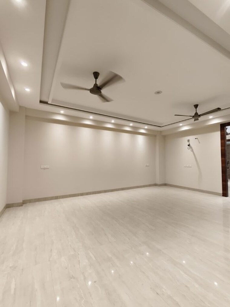 Living Room, saket 3 Bedroom 1800 Sq.Ft. Builder Floor In Saket Delhi 10000776