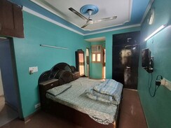 2 BHK + Pooja Room Independent House For Rent in Rwa Jalvayu Vihar Noida