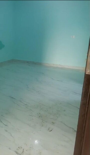 Room in 1 BHK Independent House at Bhawrasla – for Sale