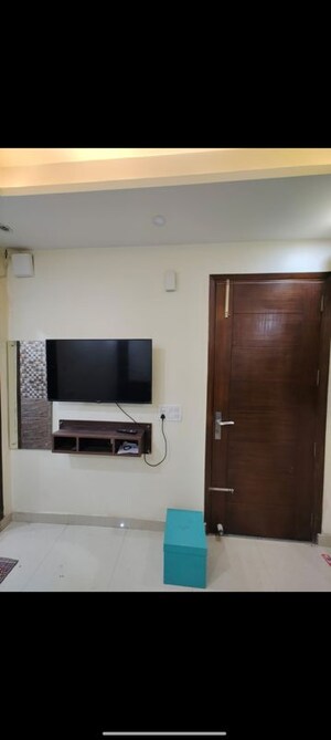 Furnished Amenities in 1 RK Builder Floor at Saket – for Rent
