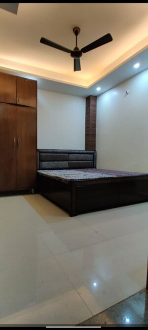 Room in 1 RK Builder Floor at Saket – for Rent