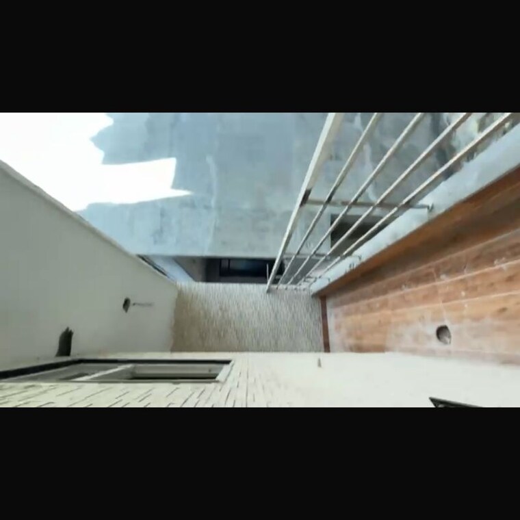 Balcony, dwarka 3 Bedroom 100 Sq.Ft. Builder Floor In Dwarka Delhi 10000828