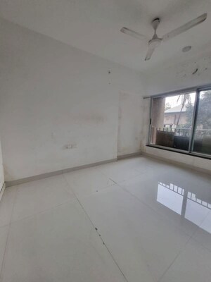 Room in 3 BHK Apartment at Kanakia Spaces Zen World, Kanjurmarg East – for Rent