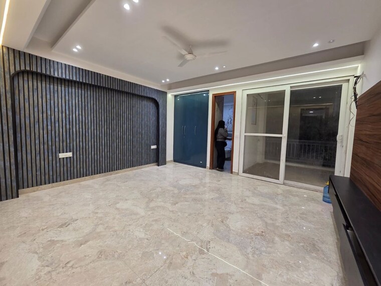 Room, saket 4 Bedroom 2200 Sq.Ft. Builder Floor In Saket Delhi 10000939