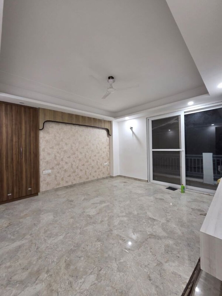 Room, saket 4 Bedroom 2200 Sq.Ft. Builder Floor In Saket Delhi 10000939