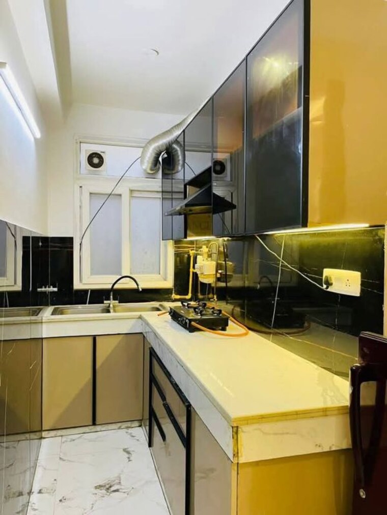 Kitchen, saket 2 Bedroom 850 Sq.Ft. Builder Floor In Saket Delhi 10000952