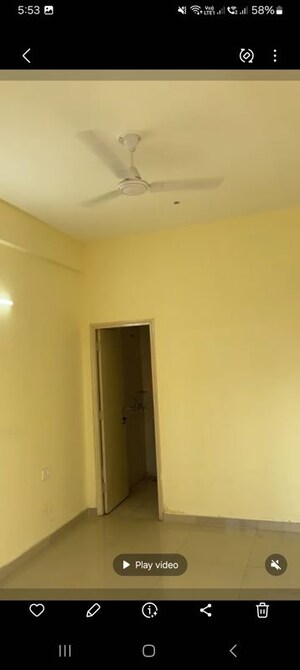 Room in 2 BHK Apartment at Pyramid Heights, Sector 85 – for Rent