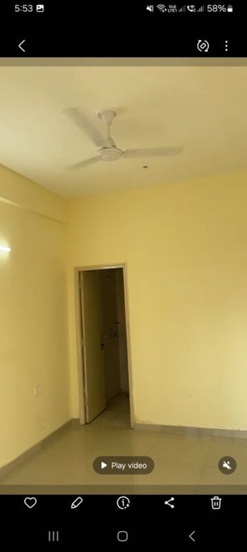 Room in 2 BHK Apartment at Pyramid Heights, Sector 85 – for Rent