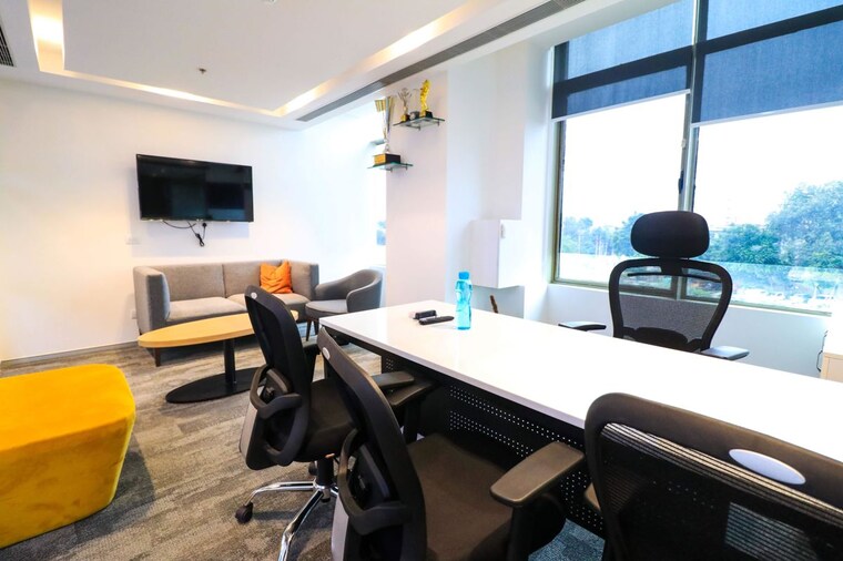Team Area, old palasia Commercial Office Space 1370 Sq.Ft. In Old Palasia Indore 10001089