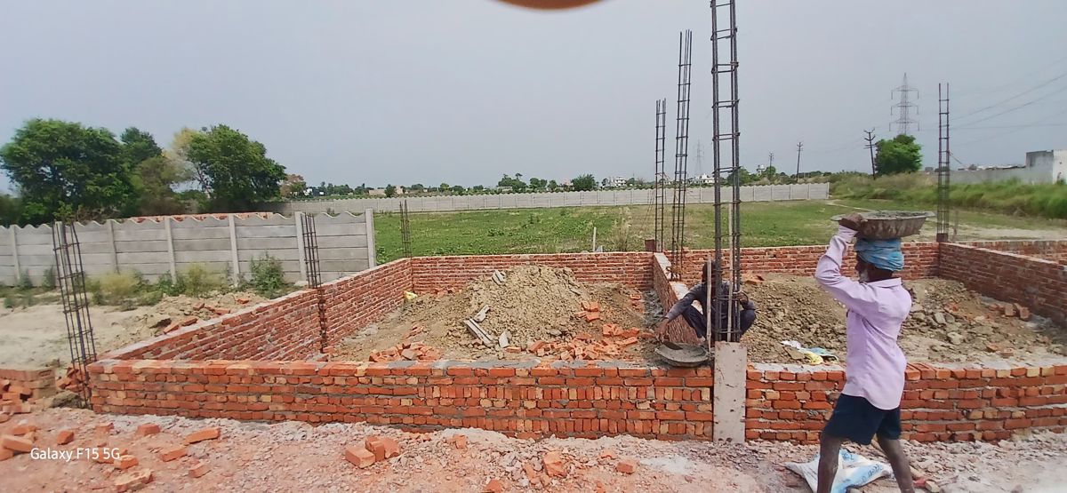Plot For Sale in Badalpur
