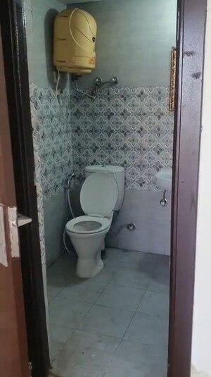 Bathroom in 3.5 BHK Apartment at Rise Organic Homes, Mahurali – for Rent