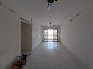Room in 2 BHK Apartment at Nivedita Terrace, Wanowrie – for Rent