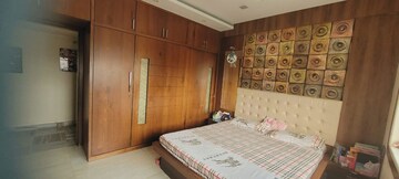Bedroom in 4 BHK Apartment at Ballygunge – for Sale