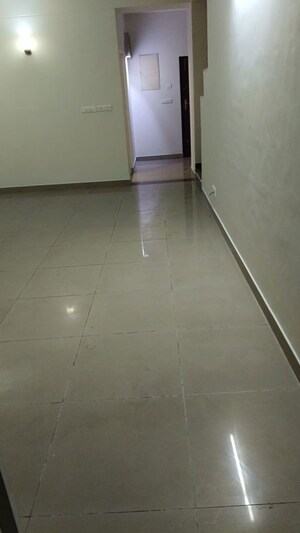 2 BHK Apartment For Rent in Swojas Swarraj, Law College Road