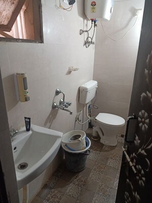 Team Area in 3 BHK Apartment at Amolik Sankalp, Sector 85 – for Sale