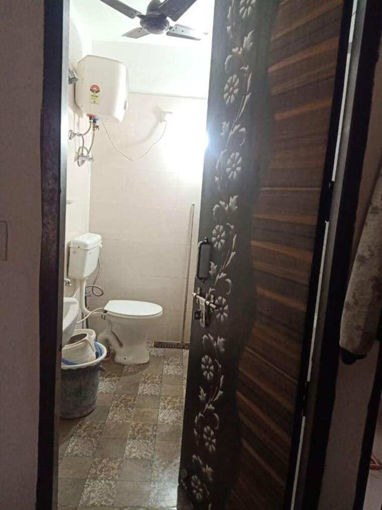 Bathroom, amolik-sankalp 3 Bedroom 645 Sq.Ft. Apartment In Sector 85 Faridabad 10001088