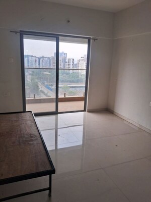 Room in 2 BHK Apartment at Kakkad Madhuban, Balewadi – for Rent
