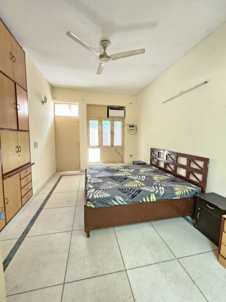 Bedroom, sector 23a 3 Bedroom 3000 Sq.Ft. Independent House In Sector 23a Gurgaon 10001286