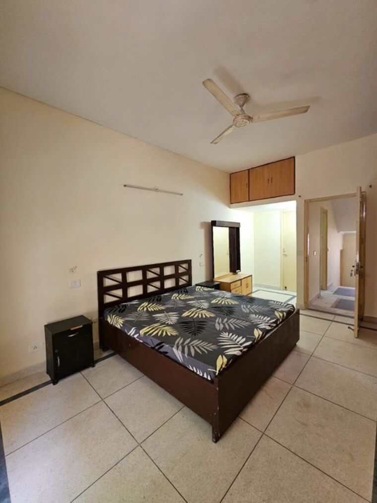 Bedroom, sector 23a 3 Bedroom 3000 Sq.Ft. Independent House In Sector 23a Gurgaon 10001286