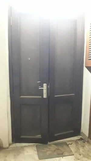 Furnished Amenities in 2 BHK Builder Floor at New Friends Colony – for Rent