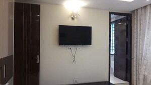 Room in 2 BHK Builder Floor at New Friends Colony – for Rent