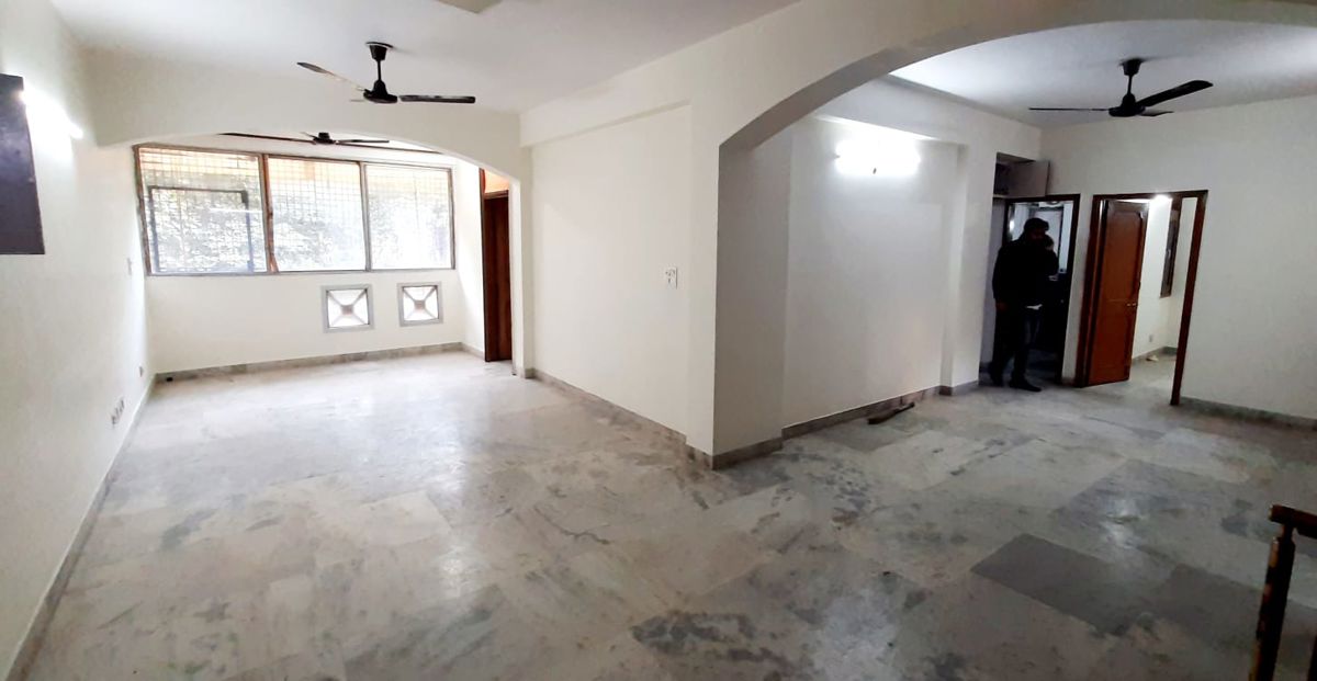 3.5 BHK + Store Room Apartment For Rent in Dwarka