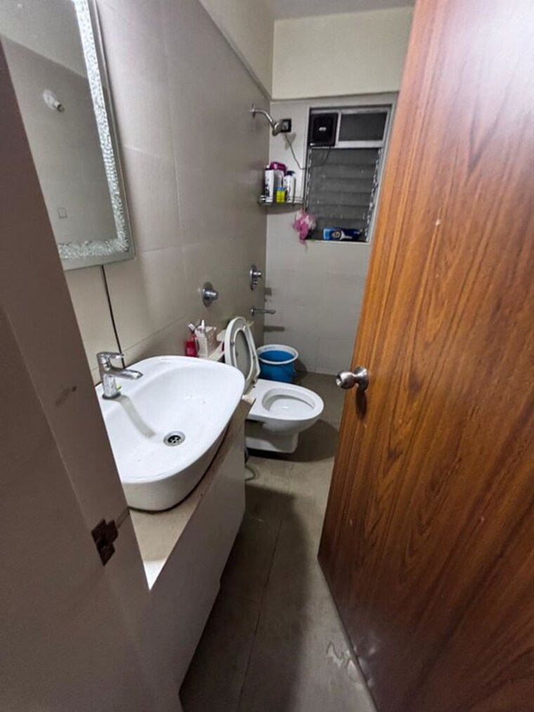 Bathroom, jagdale-amizra 3 Bedroom 1650 Sq.Ft. Apartment In Vartak Nagar Thane 10001167