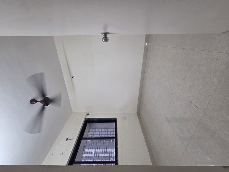Bathroom, patrachawl-mhada 1 Bedroom 390 Sq.Ft. Apartment In Goregaon West Mumbai 10001557