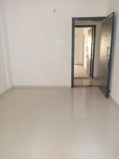1 BHK + Pooja Room Apartment For Rent in Nayan Galaxy