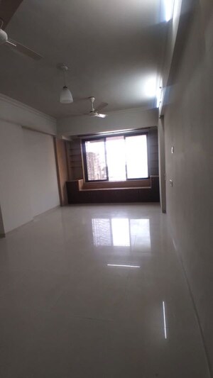 Room in 3 BHK Apartment at Charkop Kshitij CHS, Kandivali West – for Rent